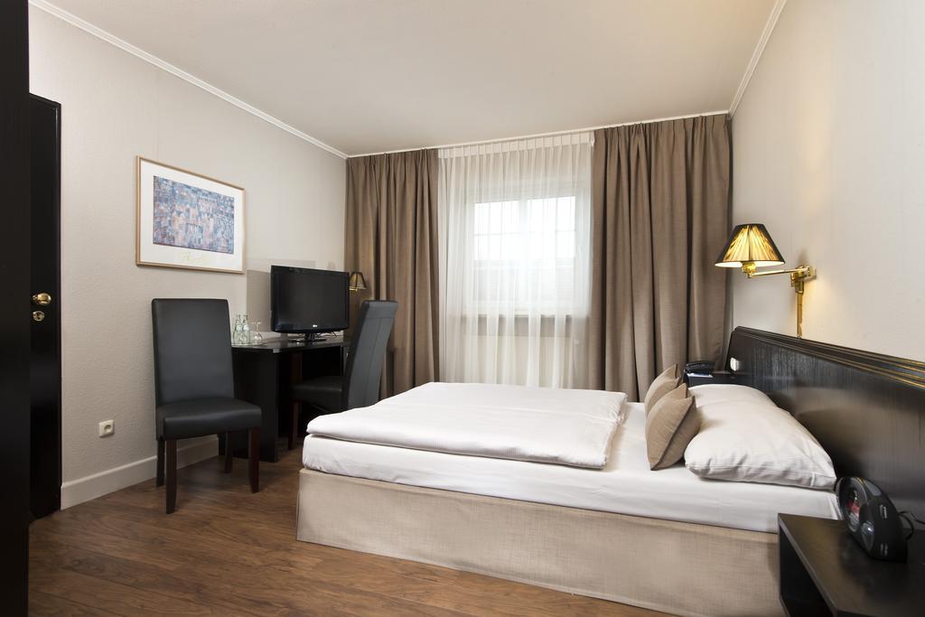 Hotel Munich North Neufahrn bei Freising Camera foto